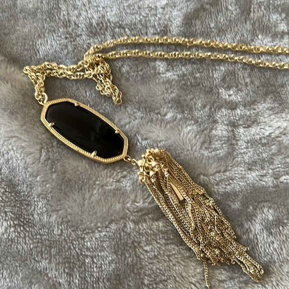 Kendra Scott necklace - Picture 2 of 3